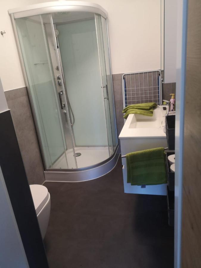 Homew4 - Rosen Apartment Hoheneich Esterno foto